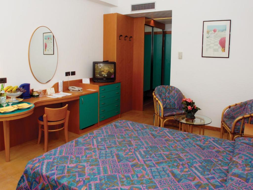 Hotel Le Terrazze Letojanni Pokój zdjęcie